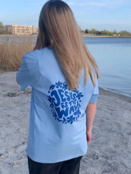 Jesus Is The Way T-shirt Blue